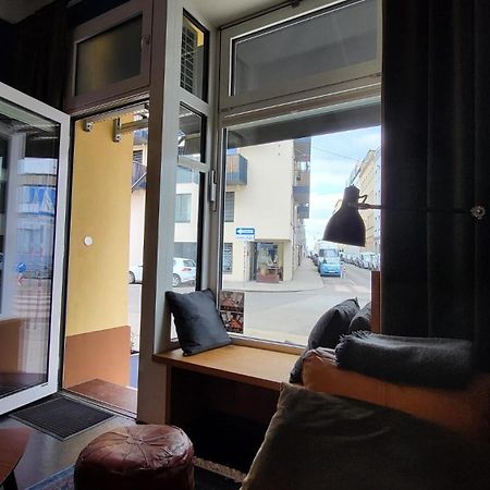 Urbanhood16 Apartment Wina Bagian luar foto